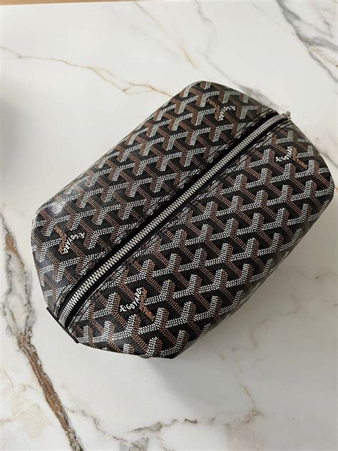 othethood goyard|goyard toiletry bag.